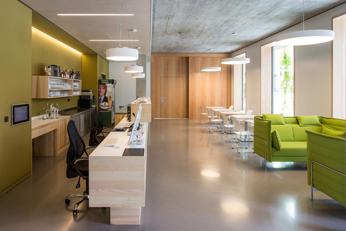 Innenausbau das Empfangsbereich eines Hotels in Freiburg